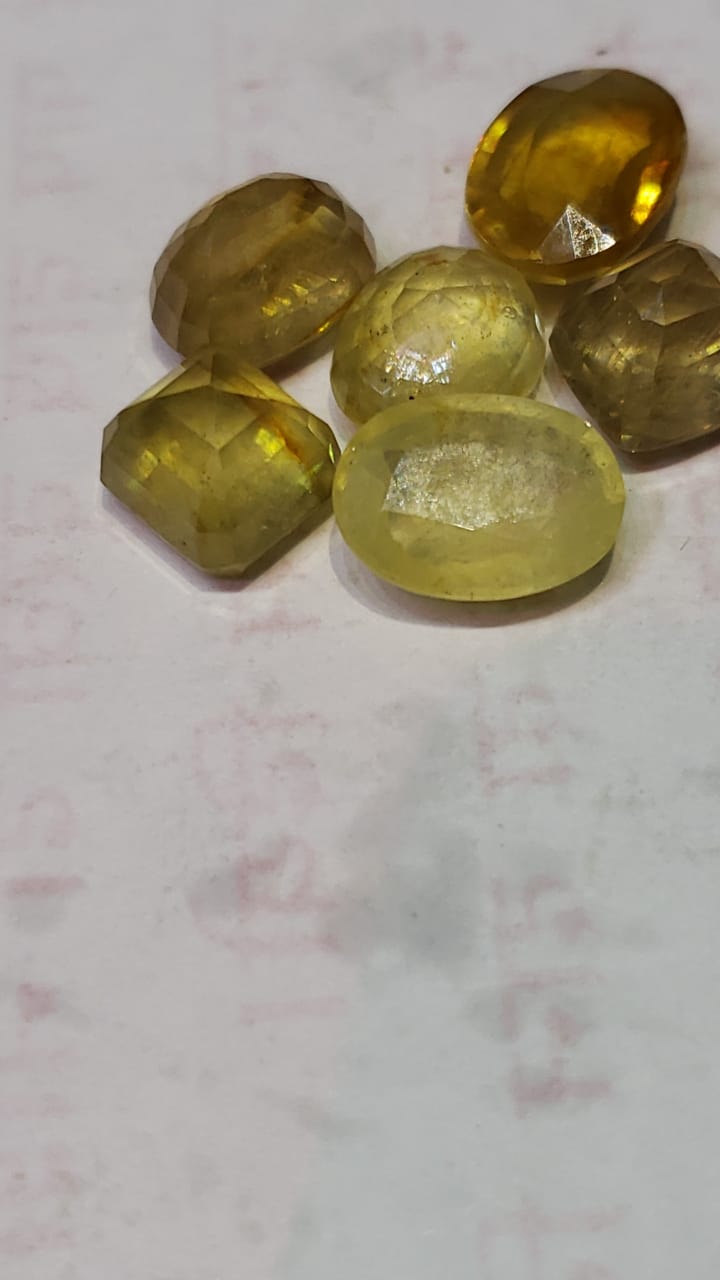 Yellow Sapphire Stone